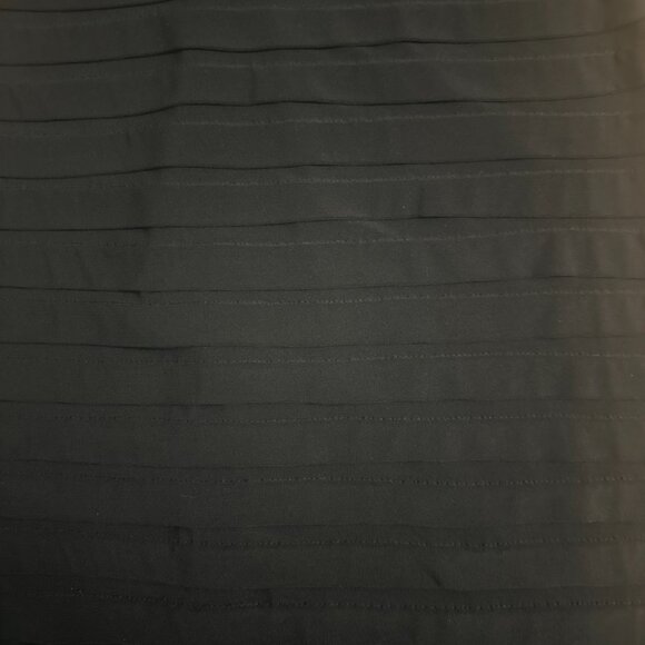 Andre Oliver Black Lace Sleeveless Dress With Pleated Bodice - Picture 5 of 13